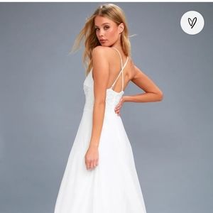 Lulu's Madalyn White Lace Maci Dress